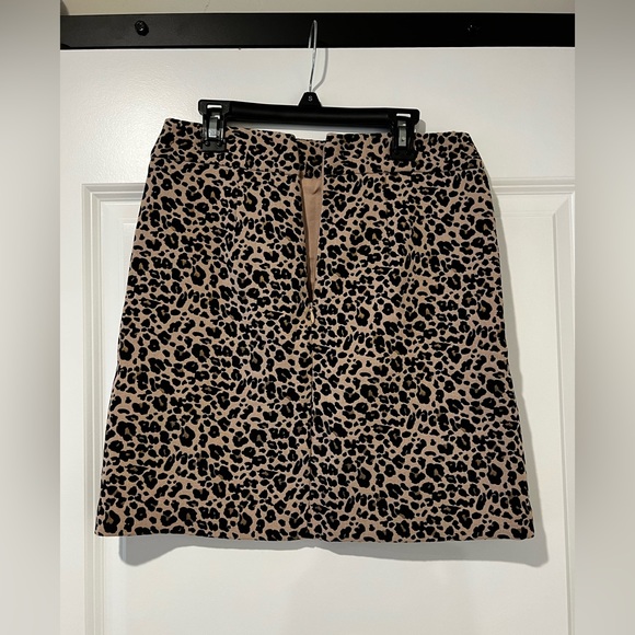 Loft Cheetah Mini Skirt - Picture 3 of 5